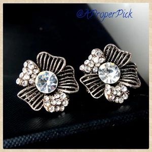Retro Styled Rhinestone Floral Earrings